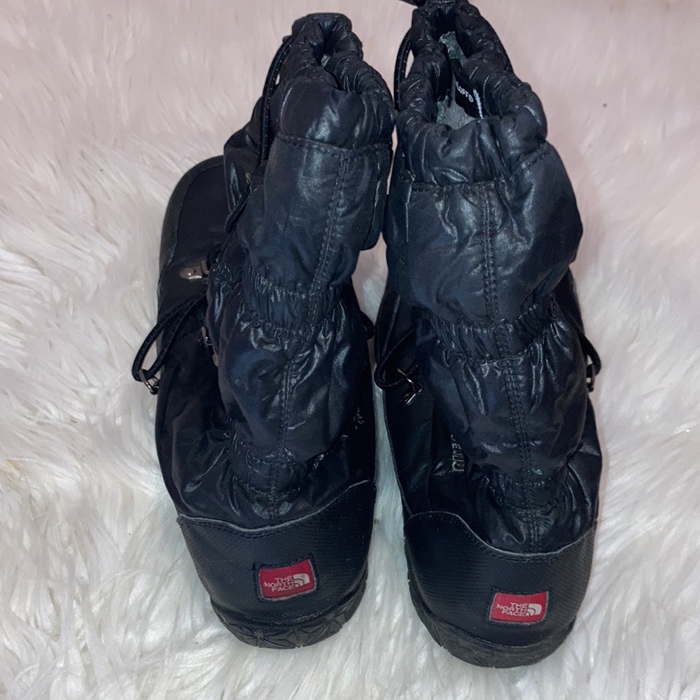 THE NORTH FACE